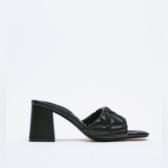 NWT Zara Black Wide Block Heels Quilted Sandals “ Bottega Venetta Vibes “ - Picture 3 of 8